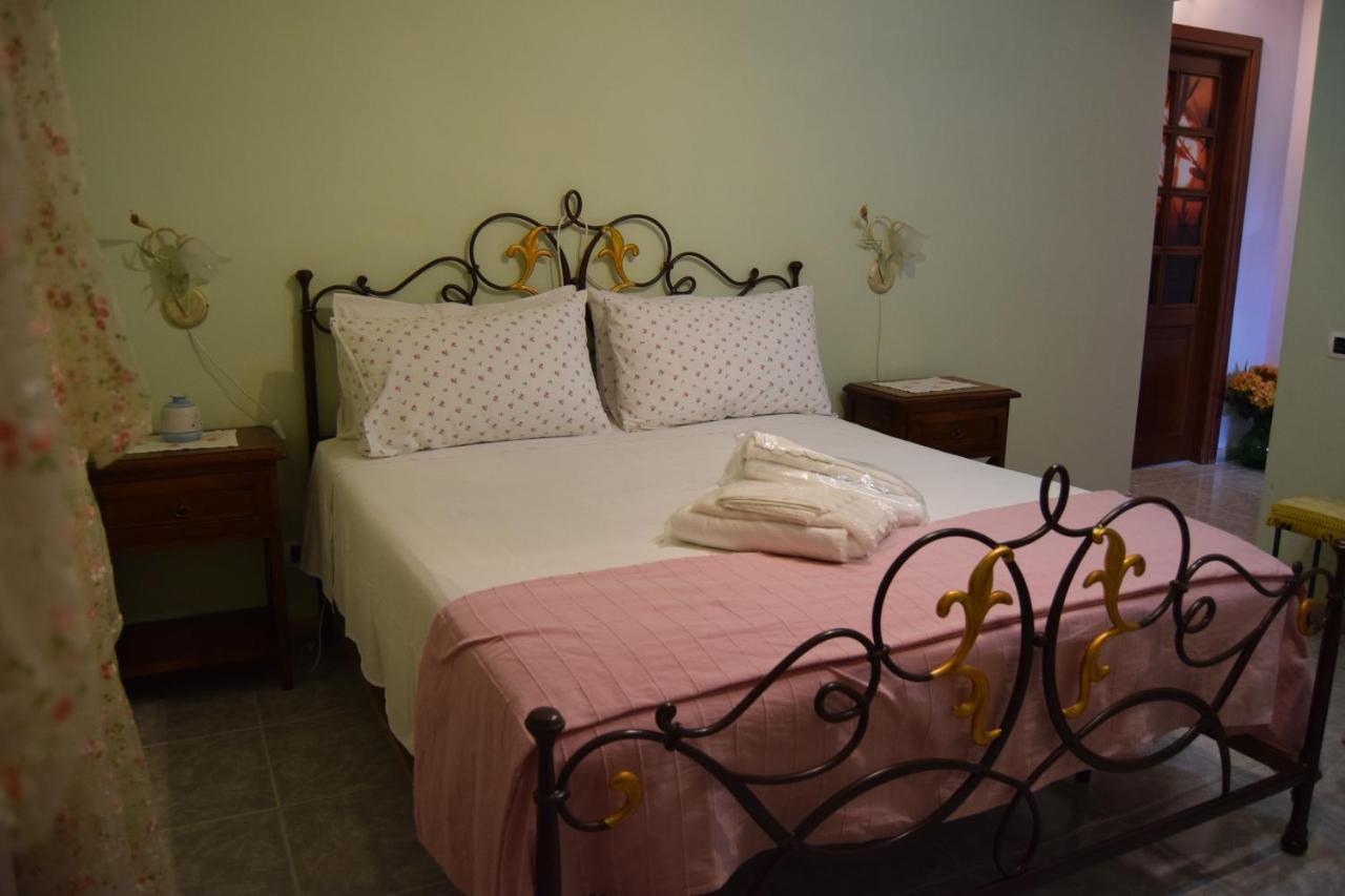 Degli Ulivi Bed & Breakfast 3*